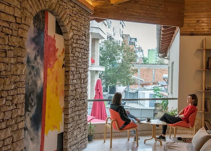 Hostel Mosaic Tiran