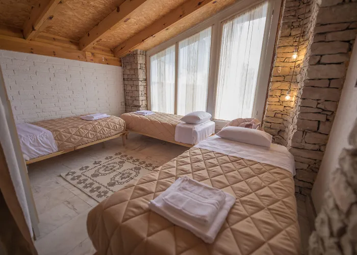 Mosaic Auberge de jeunesse *