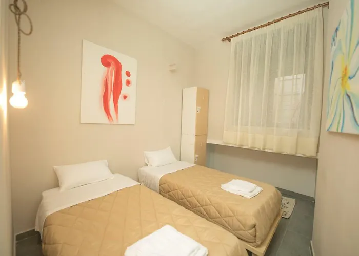 Mosaic Auberge de jeunesse *